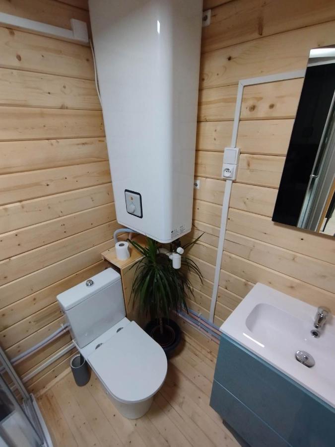 Tiny House Toute Equipee Avec Jardin Saint-Florent-sur-Cher Exterior photo