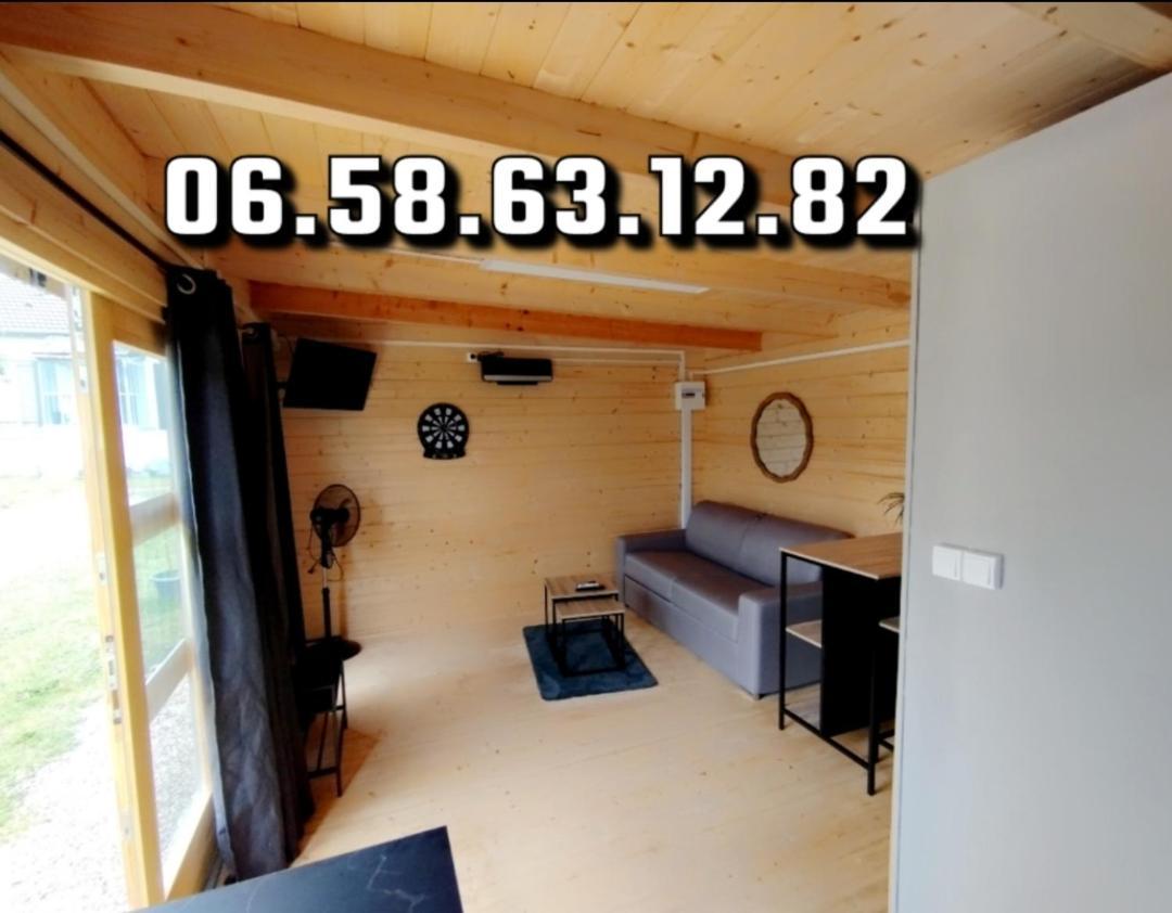 Tiny House Toute Equipee Avec Jardin Saint-Florent-sur-Cher Exterior photo